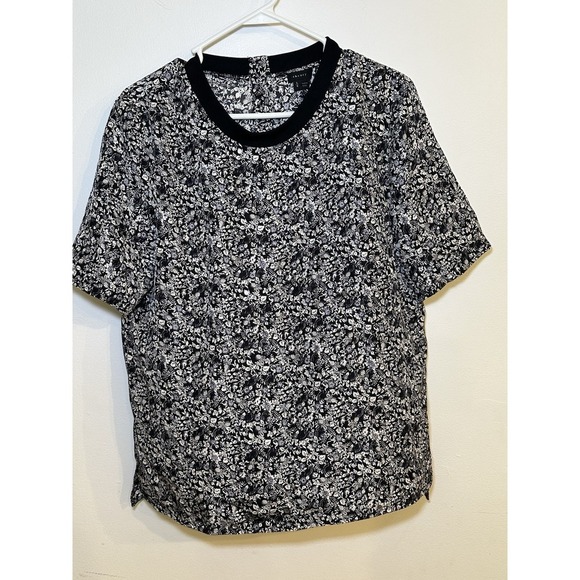 NWT Theory Klima Silk Floral Top Short Sleeve Button Back Black White Large - Picture 2 of 9